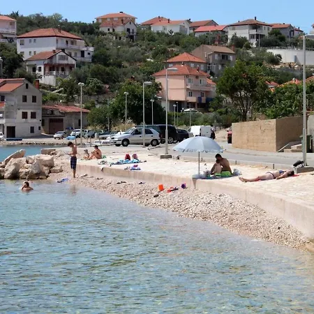 Tonci Apartman Kali
